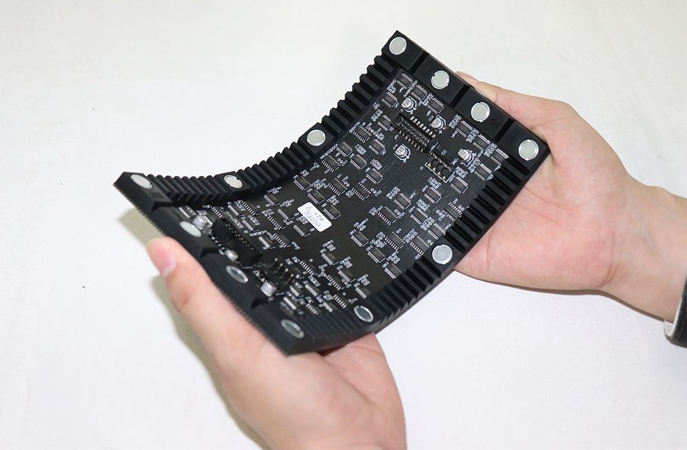 P4 Indoor 256x128mm Full Color LED Screen Soft Flexible LED Module