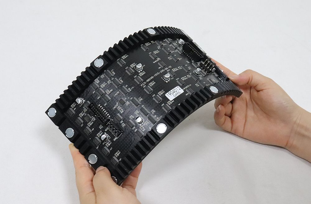P2.5 Indoor 240x120mm LED Screen Magnet Soft Flexible LED Module